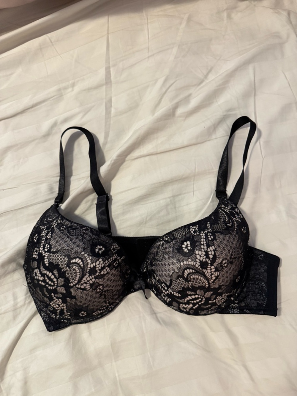 Black Lace Push-up Bra - 38C